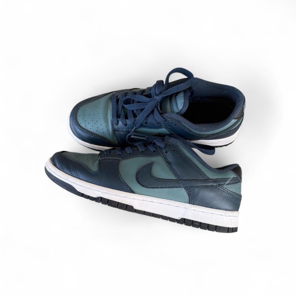 Men’s Nike Dunk Low Retro Premium in the Mineral Slate and Armory Navy SZ 8